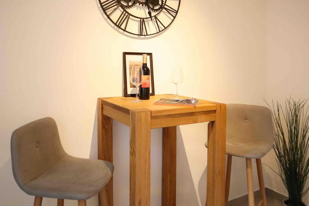 Charming, Modern & Spacious Apartment 비엔나 외부 사진