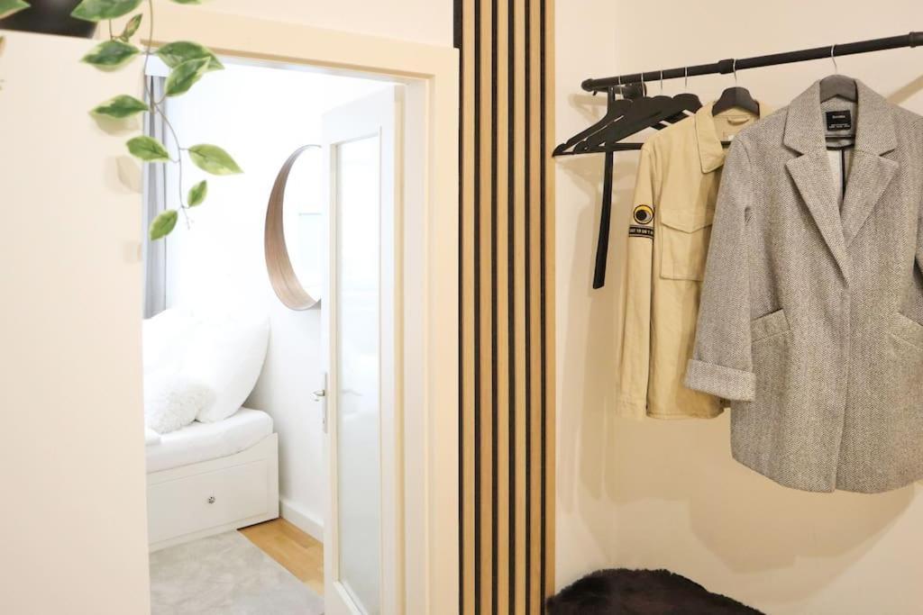 Charming, Modern & Spacious Apartment 비엔나 외부 사진