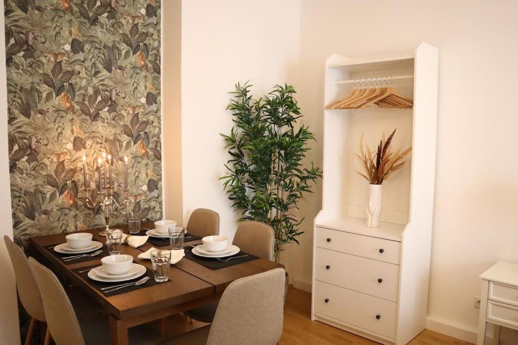 Charming, Modern & Spacious Apartment 비엔나 외부 사진